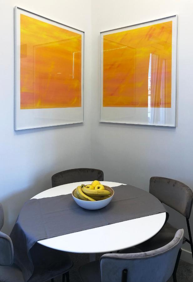 Apartment Lily Neapel