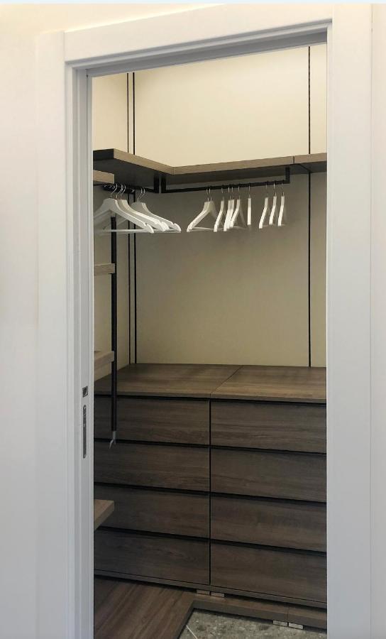 Lily Apartment Neapel